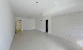 Imagem 5: Apartamento com 2 dormitórios à venda no João Paulo - Florianópolis