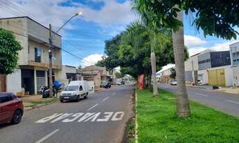 Imagem 2: Sobrado e um lote ao lado no Jardim vista bela Goiânia