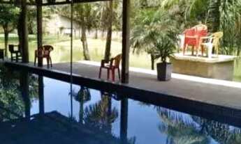 Imagem: Chácara com piscina, tanque de peixe em