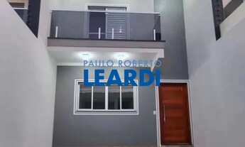 Imagem: SOBRADO - JARDIM CUMBICA - SP