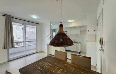 Imagem 4: Apartamento de 2 quartos, 1 suíte, elevador e 1 vaga no bairro Humaitá