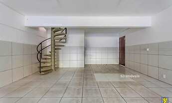 Imagem 4: Loja para locação com mezanino e amplo espaço na Av. Pontes Vieira