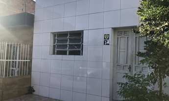 Imagem: Aluga-se Casa próximo da avenida Agamenom/Caruaru