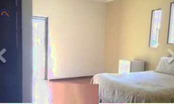 Imagem 3: Casa com 4 dormitórios sendo 2 suítes - Jardim Japao