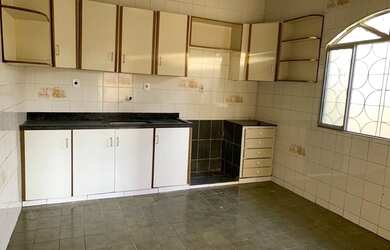 Imagem 3: Aluguel casa 4 quartos Lourdes