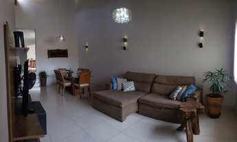 Imagem 3: Casa com excelente padrão de acabamento no bairro Jardim Andere em Varginha, 3 quartos