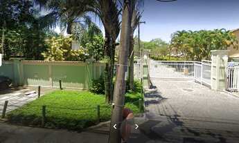 Imagem: Casa triplex 3 quartos sendo 2 suítes documentação