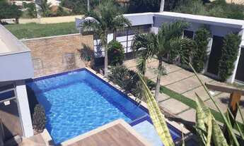 Imagem: Amparo Imóveis-Vende 4 quartos sendo 1