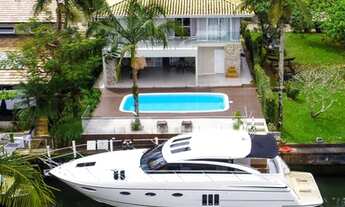 Imagem: Casa a venda na Marina Camboriú 450 m2