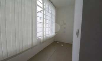 Imagem 3: SORADO COM 03 DORMITORIOS E 07 VAGAS - QUINTAL GRANDE- PROXIMO METRO SANTA CRUZ