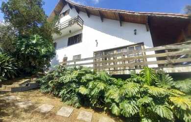 Imagem 2: Casa de alto padrão , 3 quartos, no Jardim Del Rey em Poços de Caldas/MG