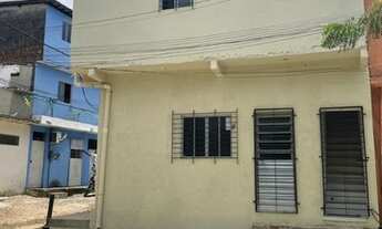 Imagem: Prédio com 4 kitnets no bairro da iputinga