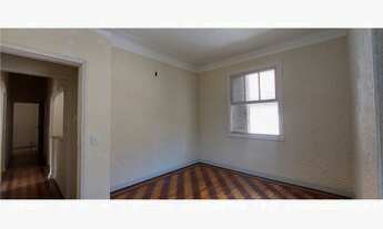 Imagem 6: OPORTUNIDADE - CASA COM 306 m², 6 DORMITÓRIOS, 4 VAGAS, 2 COZINHAS - RIO COMPRIDO