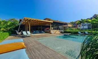 Imagem: Impressionante Mansão frente mar da Ferradurinha