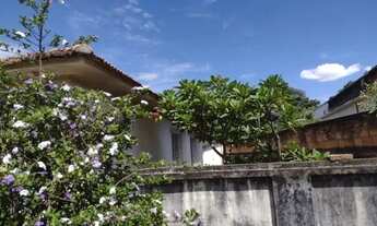 Imagem 2: Casa em Caetanópolis - Centro - Linda Casa Antiga para se reformar - Próxima da Igreja