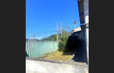 Imagem 2: Casa para venda com 48 metros quadrados com 1 quarto em Vila Torres - Campo Largo - PR