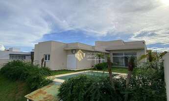 Imagem 3: Linda casa térrea com 4 suítes disponível para venda e locação no Condomínio Xapada Parque