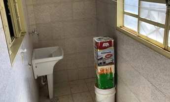 Imagem 2: Apartamento à Venda no Bairro Jardim Vieira com 3 Quartos por R$ 240.000