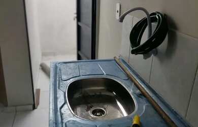 Imagem 7: Aluga se Kitnet Rua Capitão Vanderley piso superior e térreo lanchonete Biel