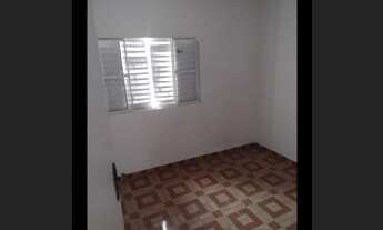 Imagem 4: Sobrado com 3 quartos + 3 casas + salão comercial para renda ou moradia aceito troca