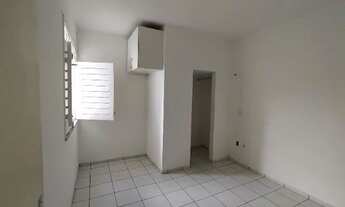 Imagem 4: Casa semi nova bem ventilada no Bairro Monte Castelo