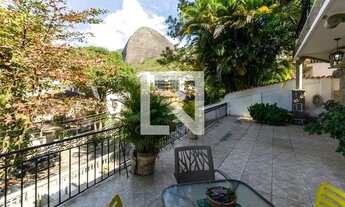 Imagem 4: Casa à Venda - Grajaú, 4 Quartos, 480 m2