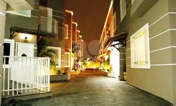 Imagem: Lindo sobrado em condomínio fechado na