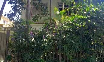 Imagem 2: Ótimo sobrado! Casa com 4 dormitórios