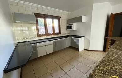 Imagem 2: CASA COM 03 DORMITÓRIOS PARA LOCAÇÃO NO BAIRRO FEITORIA