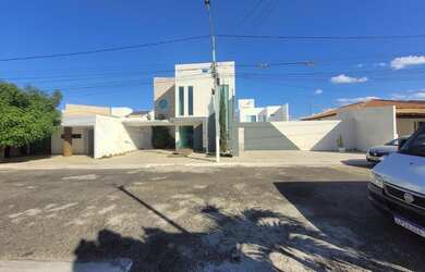 Imagem 2: Casa no Sol Nascente _4 dormitórios, sendo 2 suítes // suíte master+closet