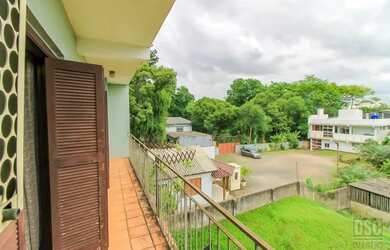 Imagem 2: Casa para Venda - 299m², 3 dormitórios, sendo 1 suites, 4 vagas - Glória