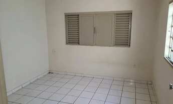 Imagem 6: ALUGA - CASA - VILA VIRGÍNIA (Próxima a Avenida Primeiro de Maio