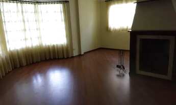 Imagem 2: Sobrado para venda possui 250 metros quadrados com 3 quartos em Bairro Alto - Curitiba - P