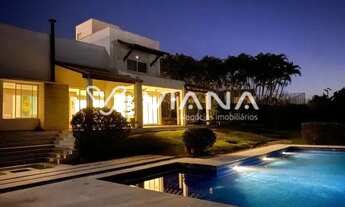 Imagem: Casa à Venda em Condomínio Fechado na