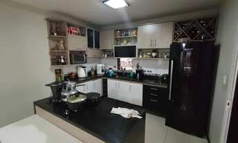 Imagem 2: Casa com 3 dormitórios à venda em Serra