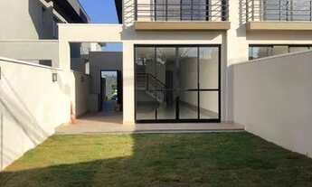 Imagem: Excelente sobrado sendo 1 suíte