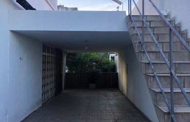 Imagem 2: CASA RESIDENCIAL em MANAUS - AM, PARQUE 10 DE NOVEMBRO - RUA MARECHAL JUNOT