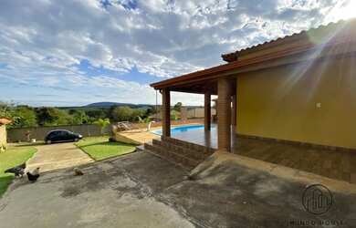 Imagem 4: Chácara dos Sonhos com Lazer Completo em Sorocaba!