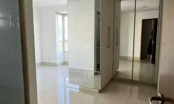 Imagem 7: Exclusividade e Conforto com Vista Privilegiada para o Lago das Rosas