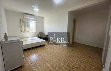 Imagem 3: Casa Ampla com 4 Dormitórios (2 Suítes) e Anexo no Centro de Tramandaí