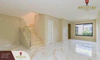 Imagem: Sobrado de rua com 3 dormitórios à venda