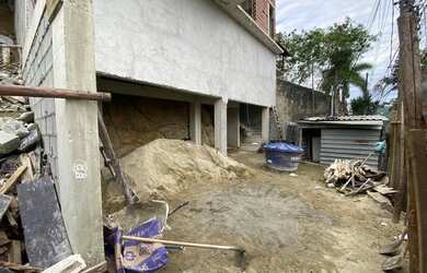 Imagem 2: Casa para venda possui 370 metros quadrados com 4 quartos em Camboinhas - Niterói - Rio de