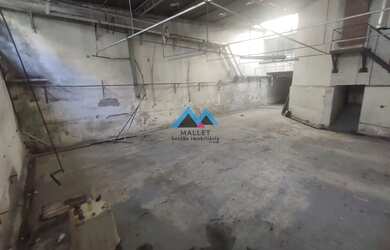 Imagem 2: Galpão de 274 m², com vaga de garagem, para locação no Santo Cristo