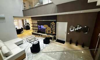 Imagem 2: Sobrado à Venda em Condomínio Fechado com 420m², 3 Suítes com Piscina