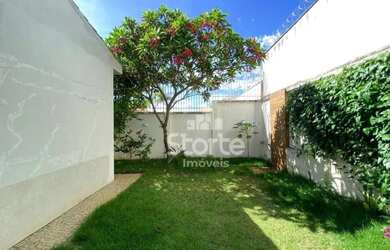 Imagem 3: Casa com 3 dormitórios para alugar, 228 m² por R$ 5.500,00/mês - Tabajaras - Uberlândia/MG