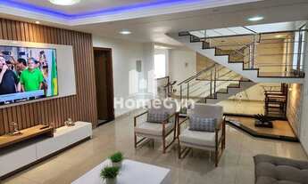 Imagem 2: Sobrado para locação e para venda no Setor Jardins Madri, Goiânia, GO com 4 quartos sendo