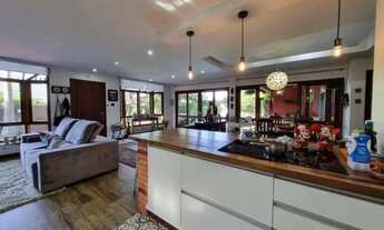 Imagem 4: Casa para Venda em Florianópolis, Campeche, 5 dormitórios, 1 suíte, 2 banheiros, 3 vagas