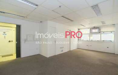 Imagem: Conjunto comercial localizado em Moema