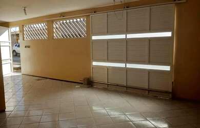 Imagem 2: ALUGO CASA NO COHATRAC IV C/ 3 QUARTOS(1 SUÍTE) - PRÓXIMO SHOPPING PASSEIO