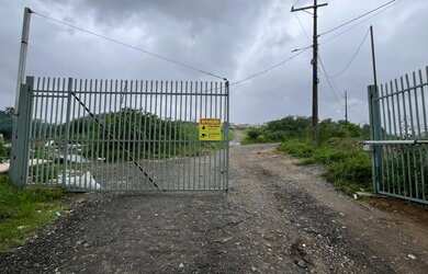 Imagem 2: ? TERRENO A VENDA- CONDOMÍNIO FECHADO